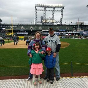 Meet your Posher, Eric